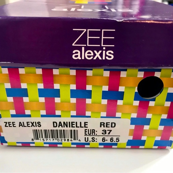 NIB $89 ZEE ALEXIS DANIELLE Memory Foam Woven CASHMERE Sneakers 6-6.5 HANDS FREE - Picture 4 of 16